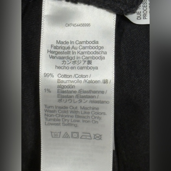 Madewell Black Women's Jean Shorts 🖤
*NEW WITH TAGS 🏷️
99% COTTON ✅ - Picture 8 of 10